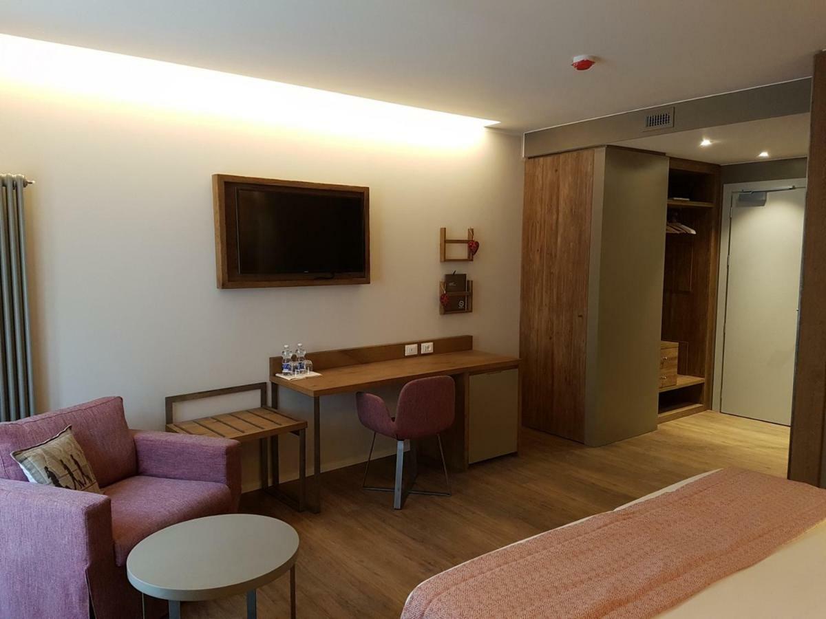Th Courmayeur Exterior photo