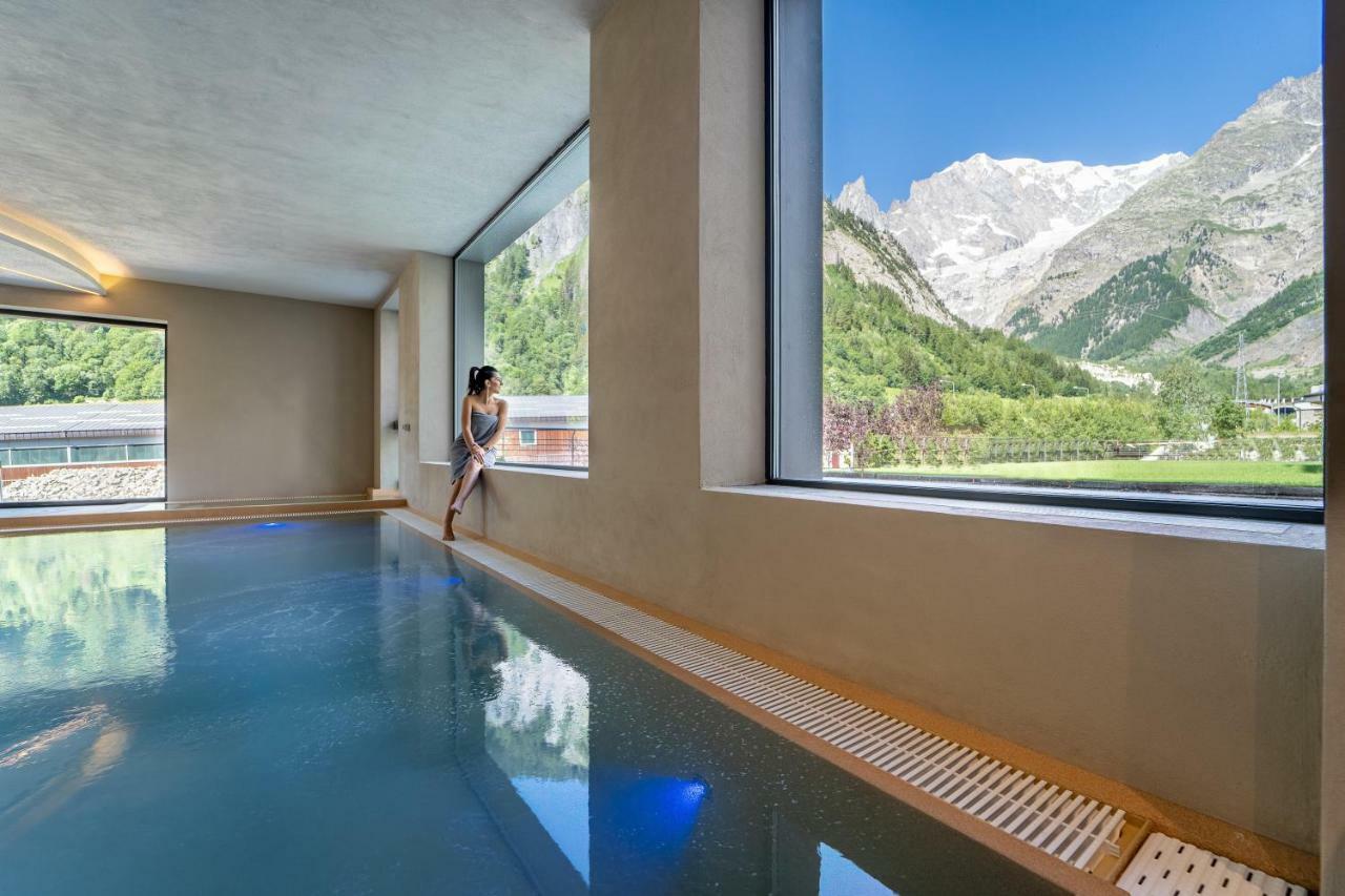 Th Courmayeur Exterior photo
